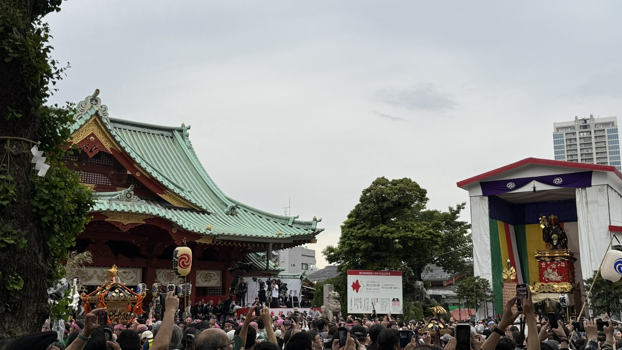 元日以来4ヶ月ぶりに神田明神の敷地に入る。