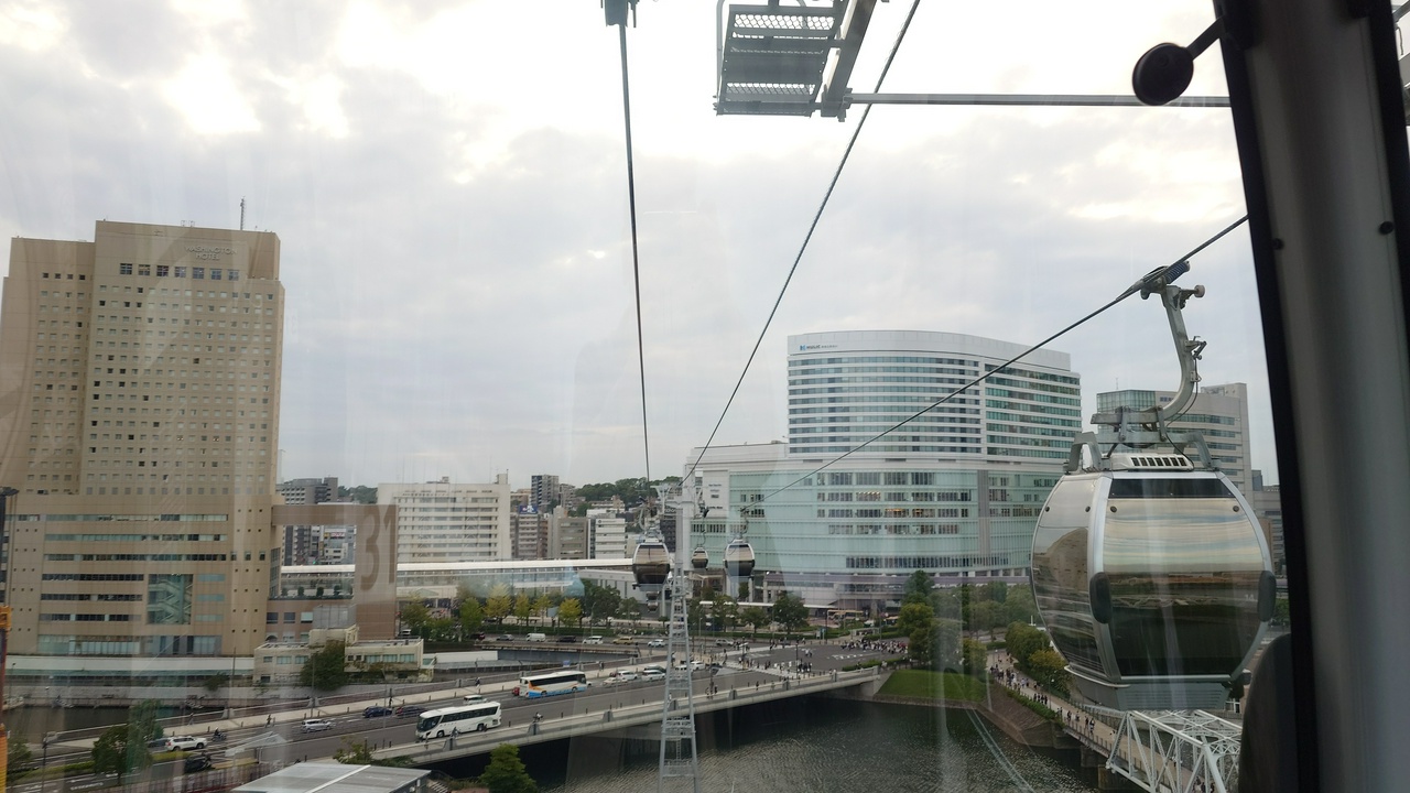 桜木町駅が見えてきた。