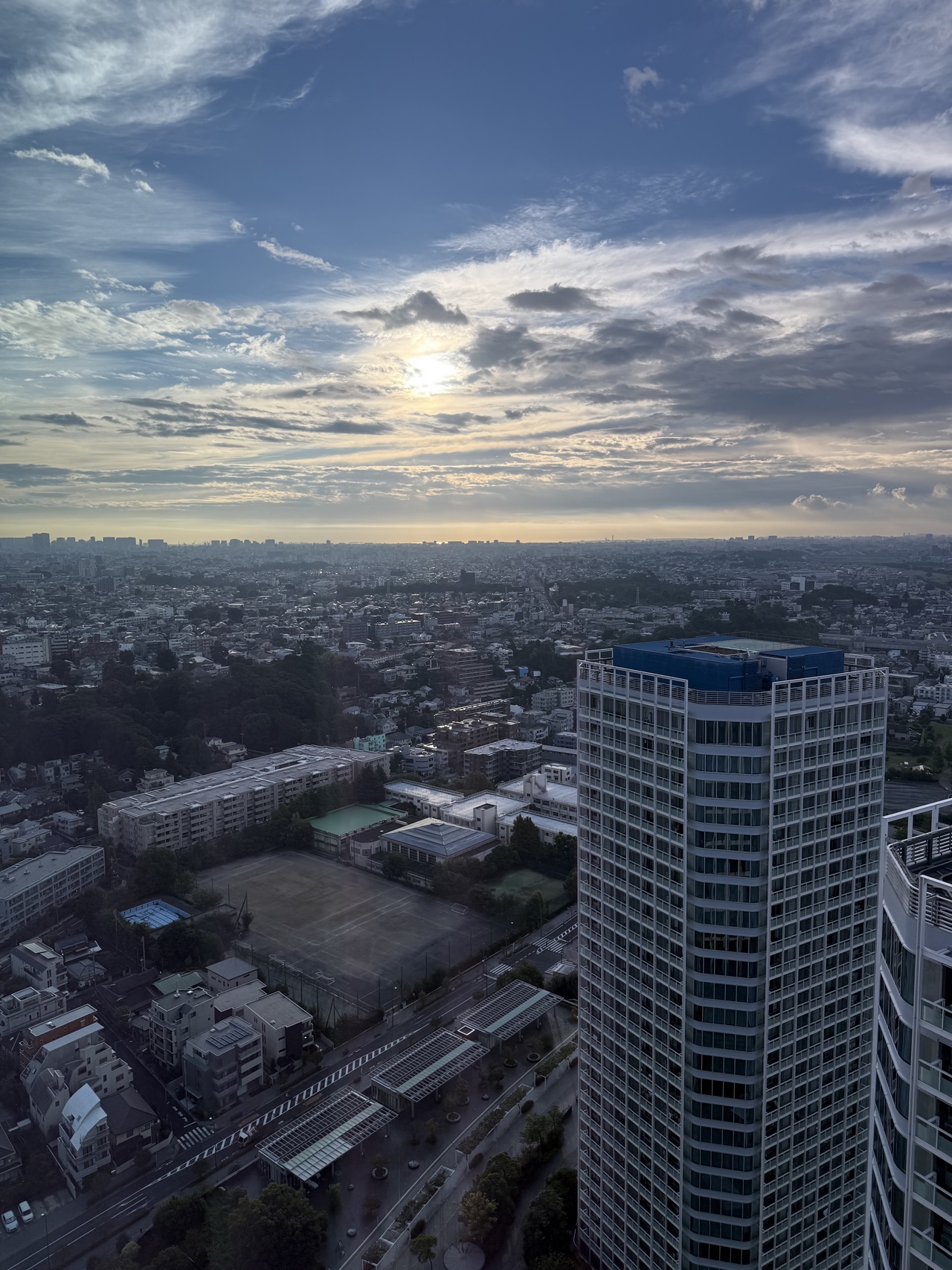 客室から日の出を拝む @ 二子玉川エクセルホテル東急