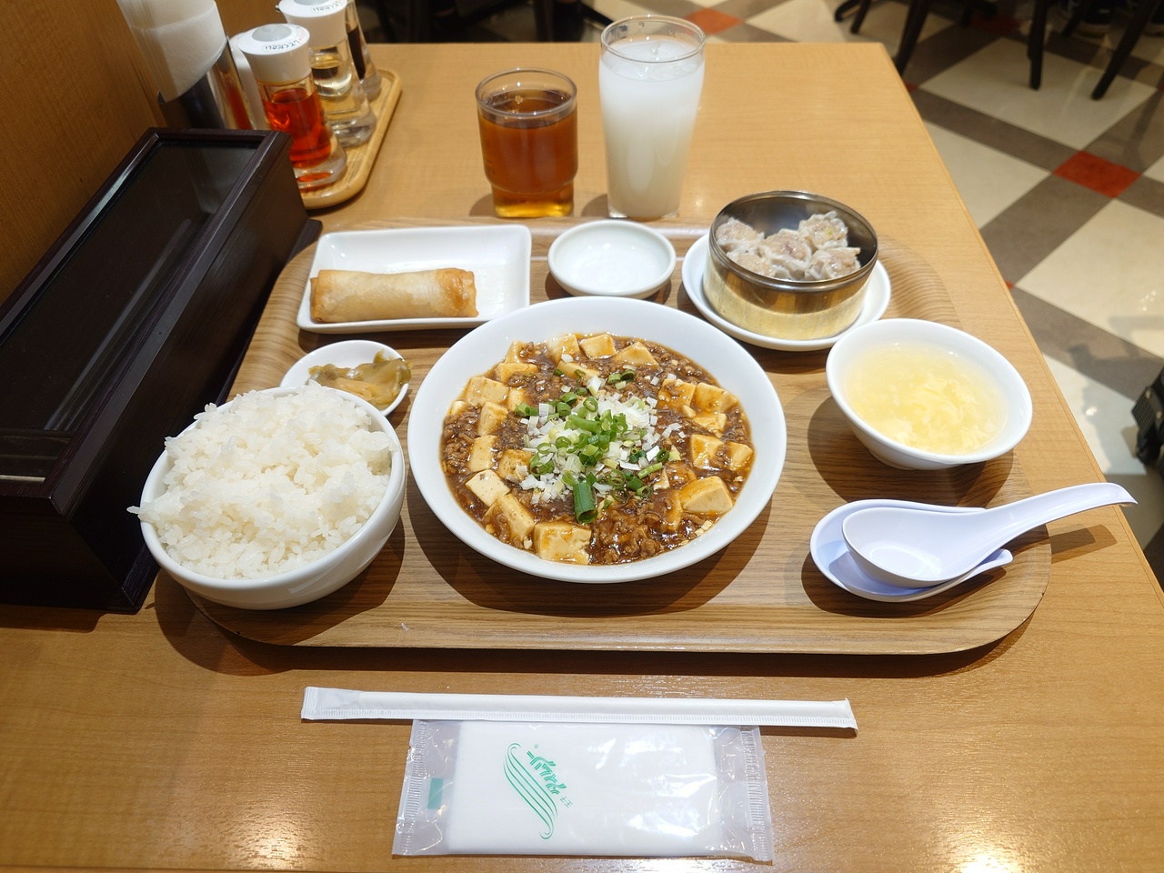 崎陽軒中華食堂のシウマイ定食