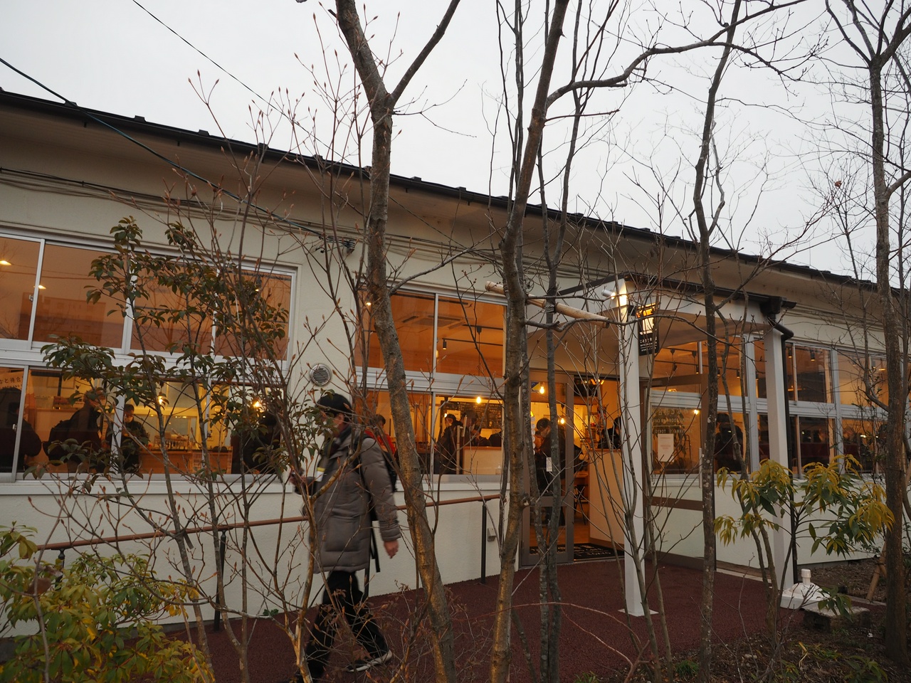 こみなと待合室（その1）