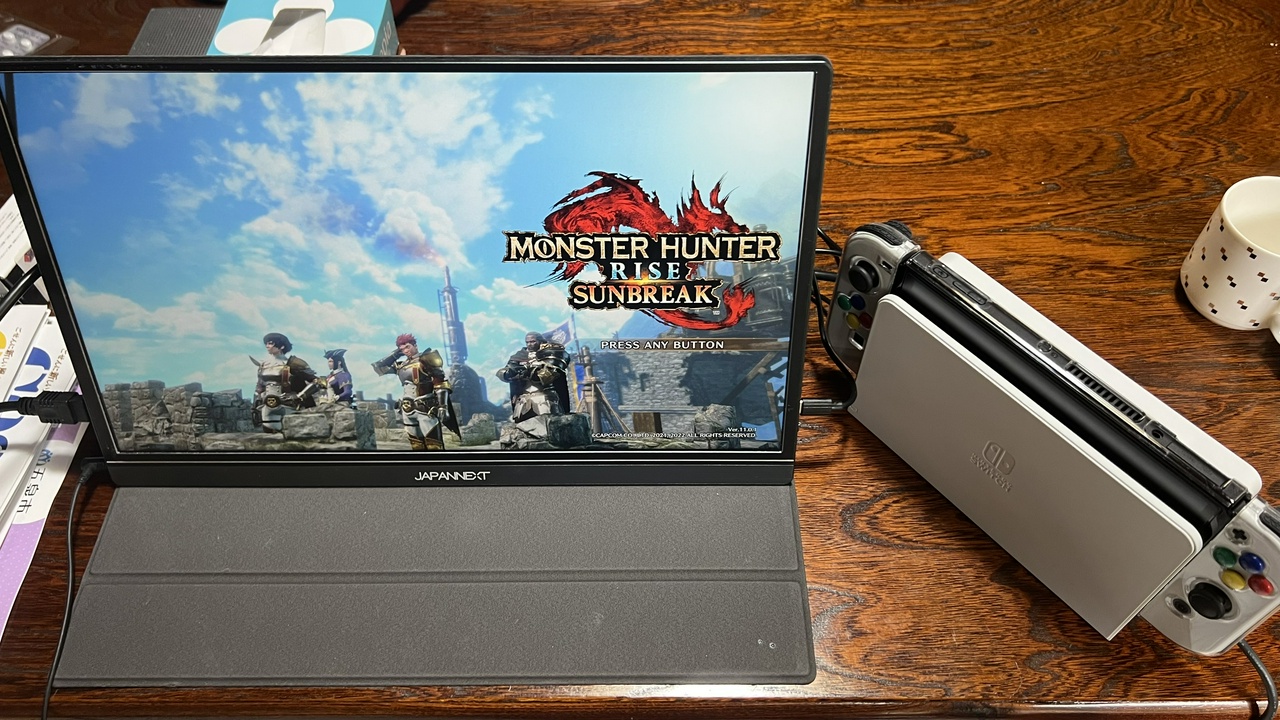 Nintendo Switch有機ELモデルとモバイルモニタ